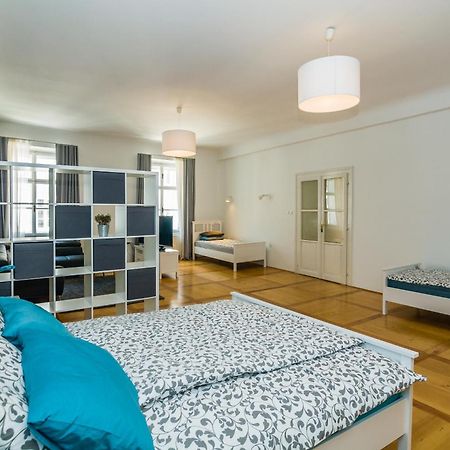 Elegant Central Apartment Ljubljana Ngoại thất bức ảnh