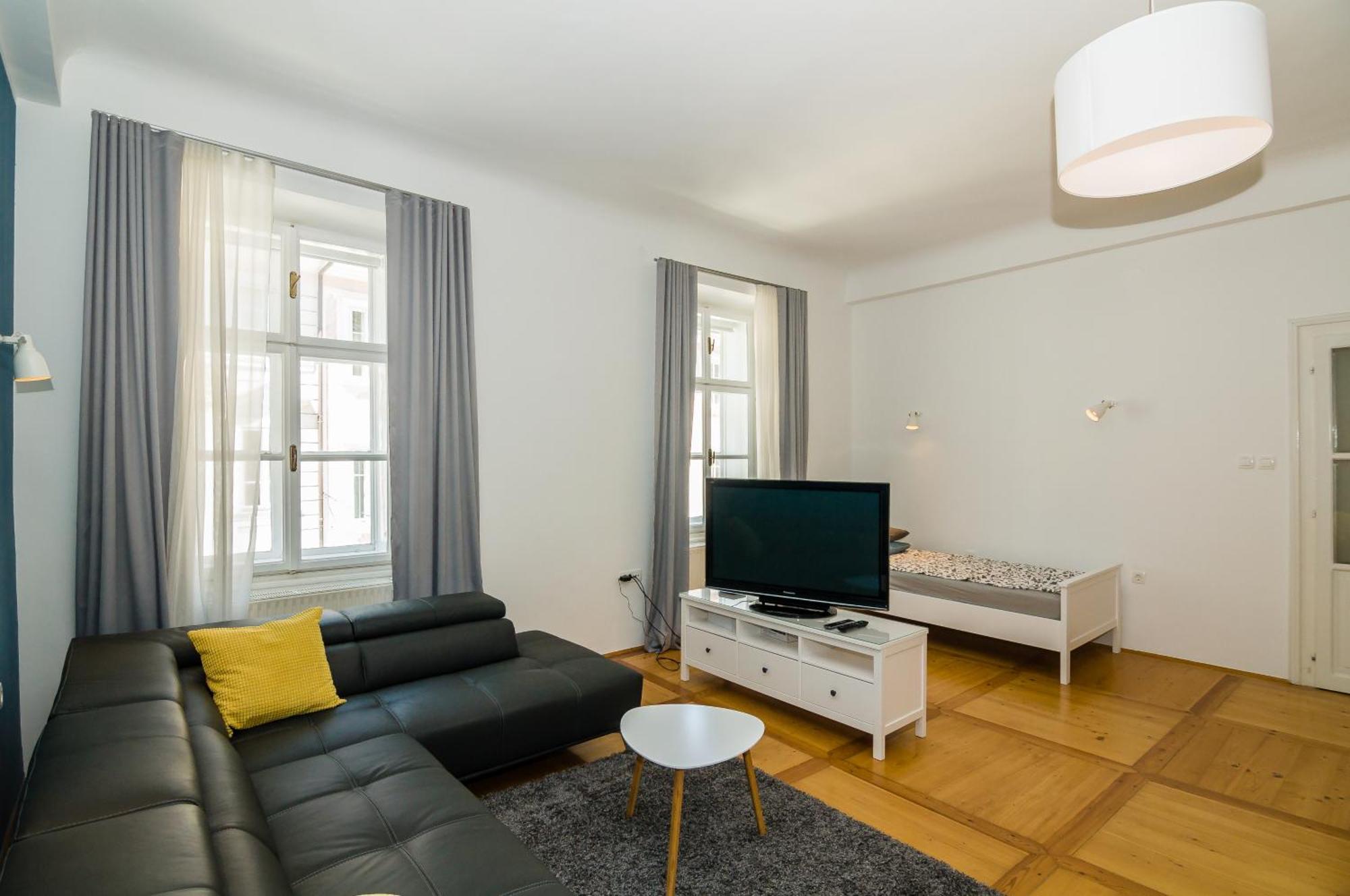 Elegant Central Apartment Ljubljana Ngoại thất bức ảnh