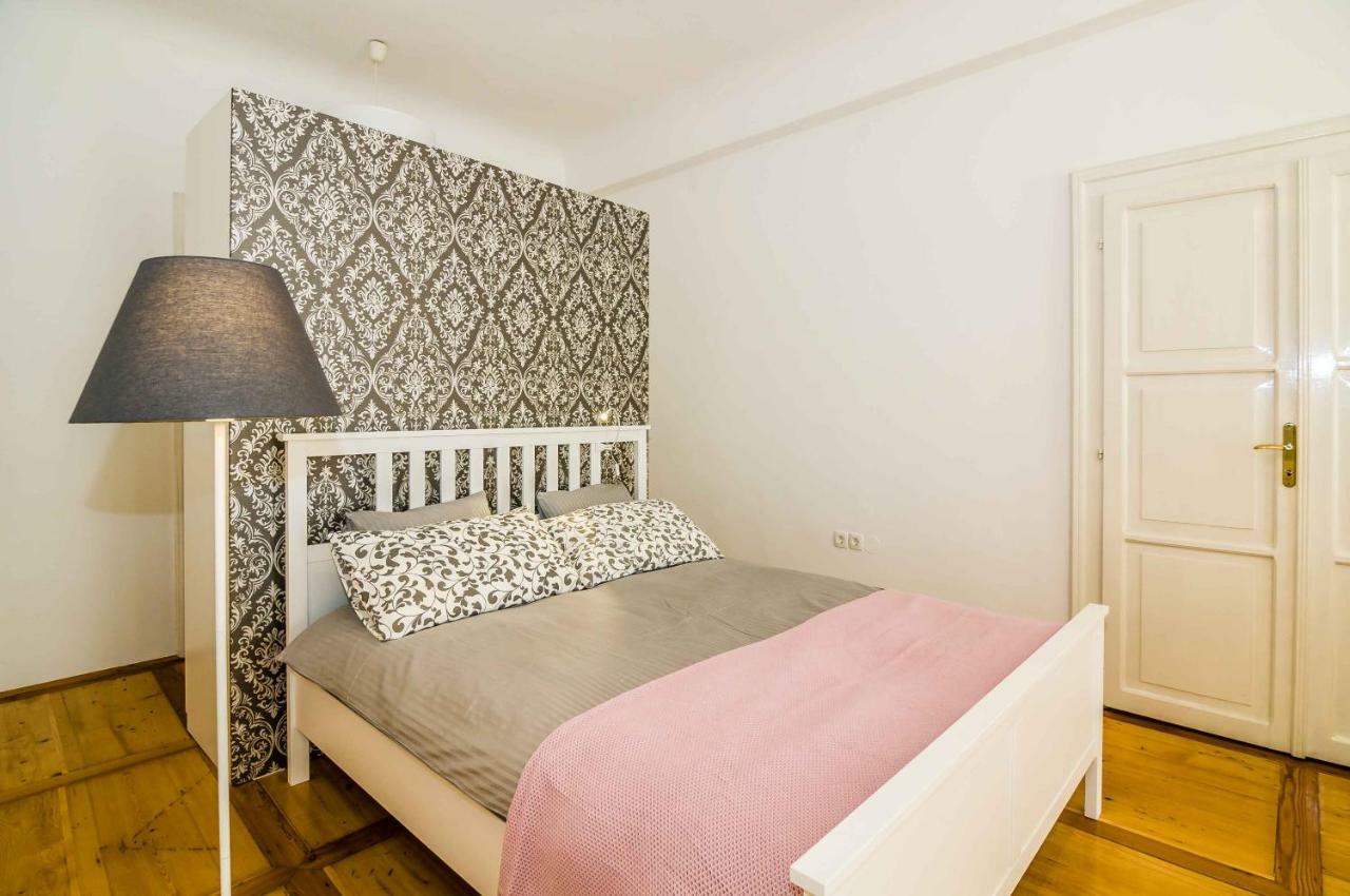 Elegant Central Apartment Ljubljana Ngoại thất bức ảnh